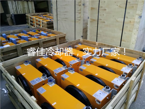 高空作業(yè)車液壓油散熱器 高空作業(yè)車液壓油散熱器