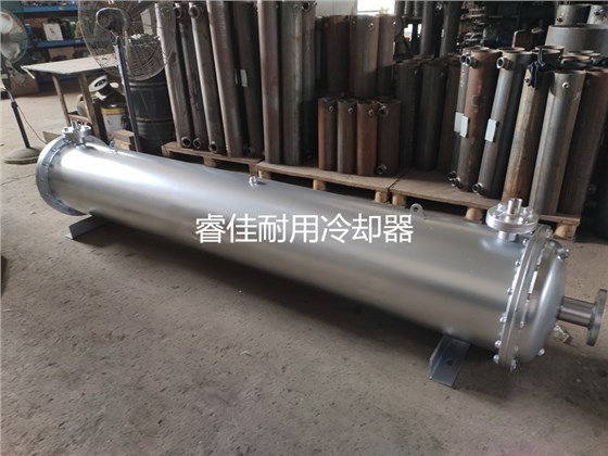睿佳16寸管殼式換熱器.jpg 睿佳16寸管殼式換熱器.jpg