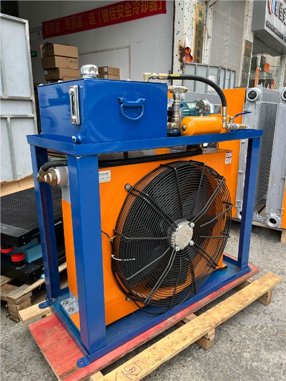 風(fēng)冷卻器產(chǎn)品展示 風(fēng)冷卻器產(chǎn)品展示