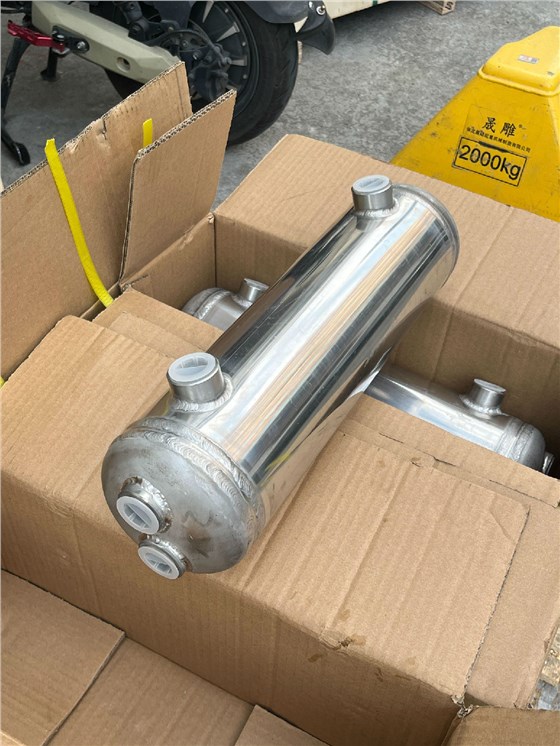 不銹鋼.jpg 不銹鋼.jpg