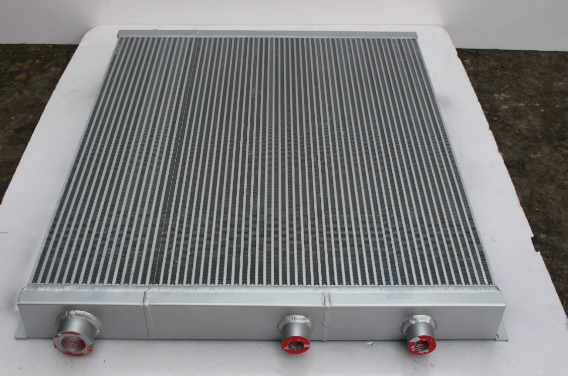 【江蘇客戶】訂做新款<font color='red'>空壓機冷卻器</font>！