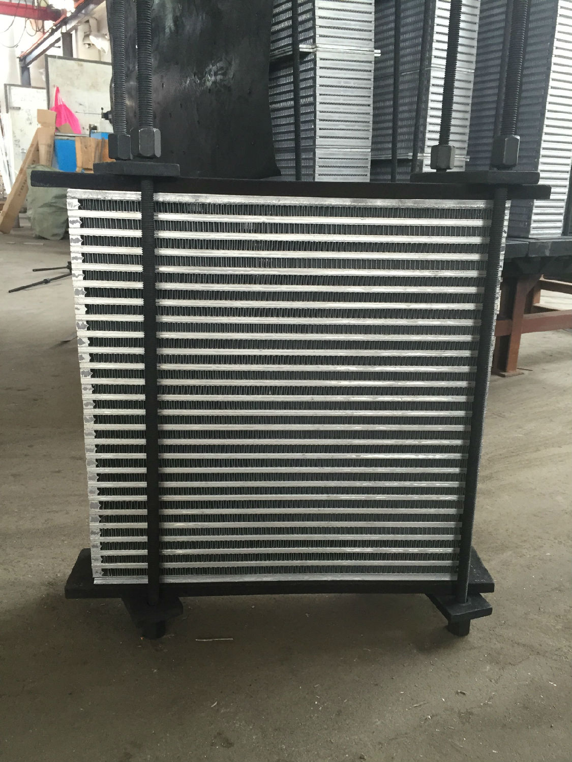 冷卻器芯體已加工成型