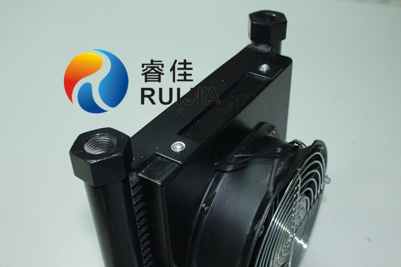 【廣東】數(shù)控機(jī)床<font color='red'>液壓油散熱器</font>AJ0510