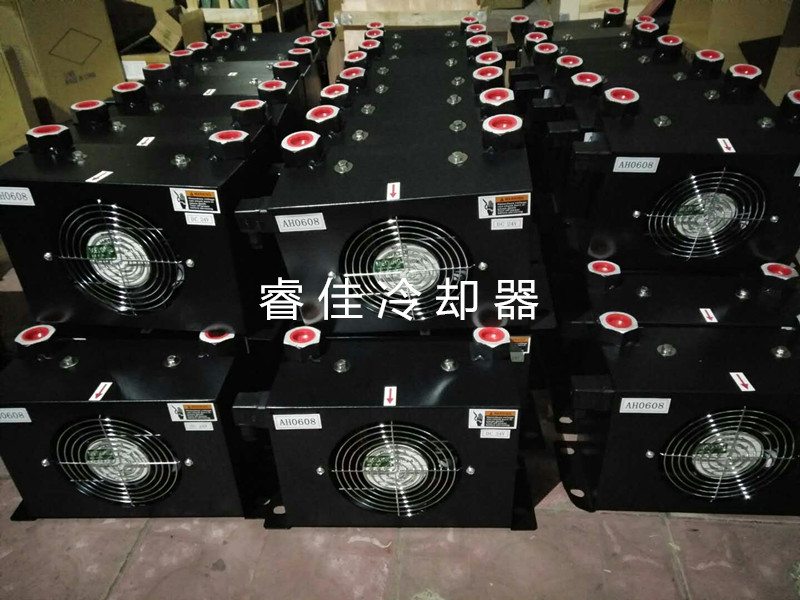 油冷卻器 油冷卻器