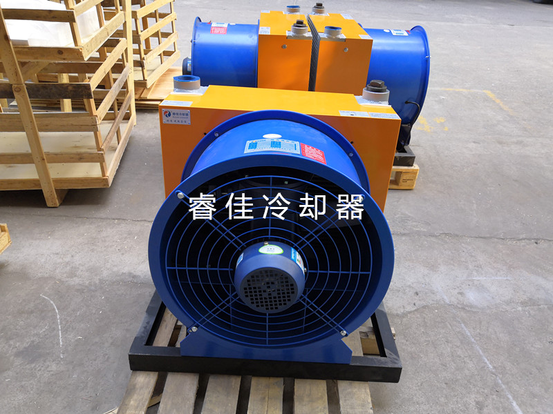 風(fēng)暴風(fēng)機(jī)油冷卻器 風(fēng)暴風(fēng)機(jī)油冷卻器