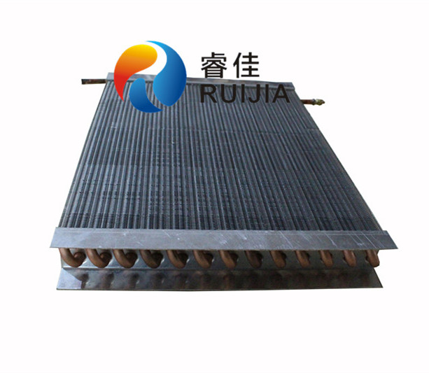 銅管套片蒸發(fā)器.jpg 銅管套片蒸發(fā)器.jpg