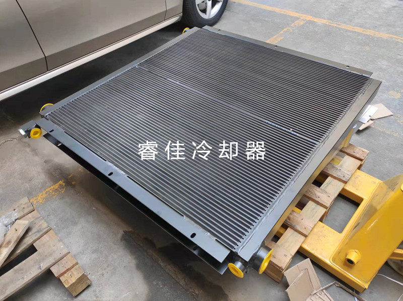 空壓機(jī)散熱器定做.jpg 空壓機(jī)散熱器定做.jpg