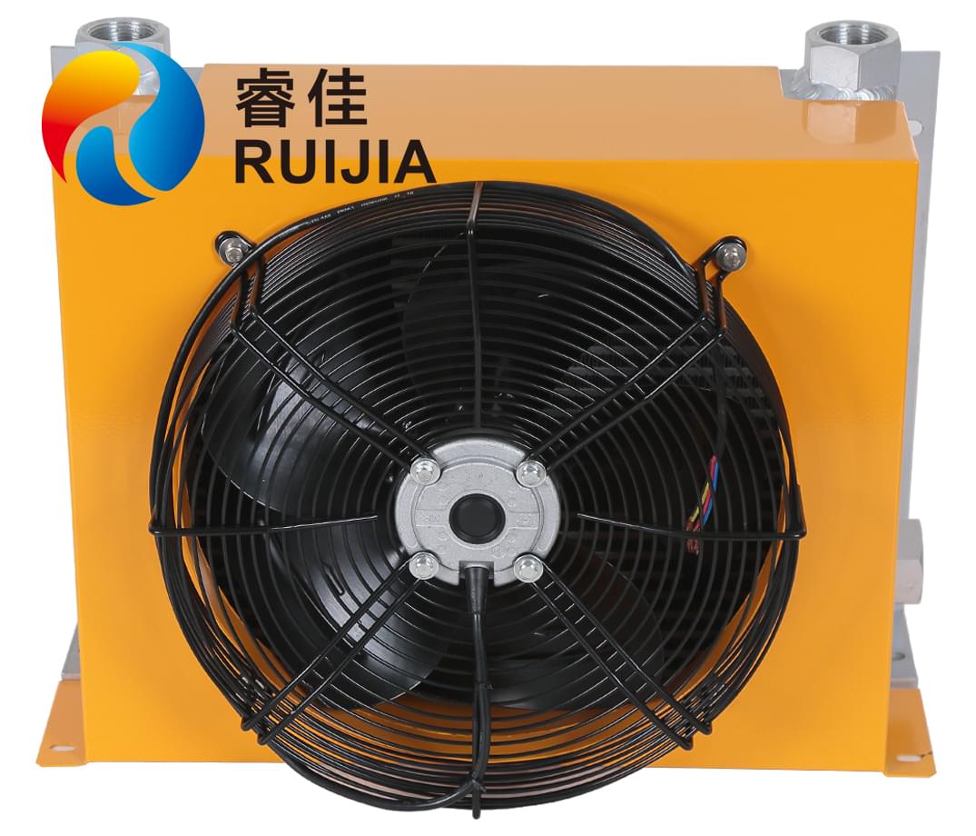 【使用壽命長(zhǎng)】<font color='red'>風(fēng)冷式油冷卻器</font>  舍睿佳其誰(shuí)