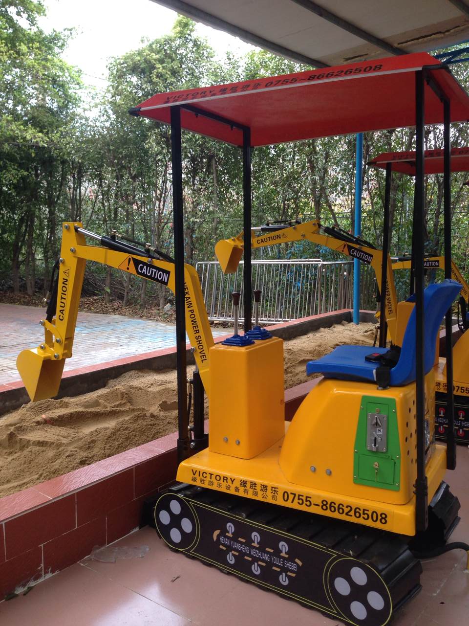 【兒童挖掘機】風冷卻器 選睿佳風冷卻器