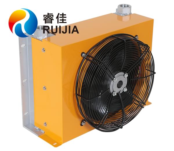 上海環(huán)?？萍疾少?gòu)合適的機(jī)床冷卻器