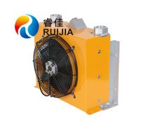 【遼寧】RJ-357油冷卻器 油田設備的應用