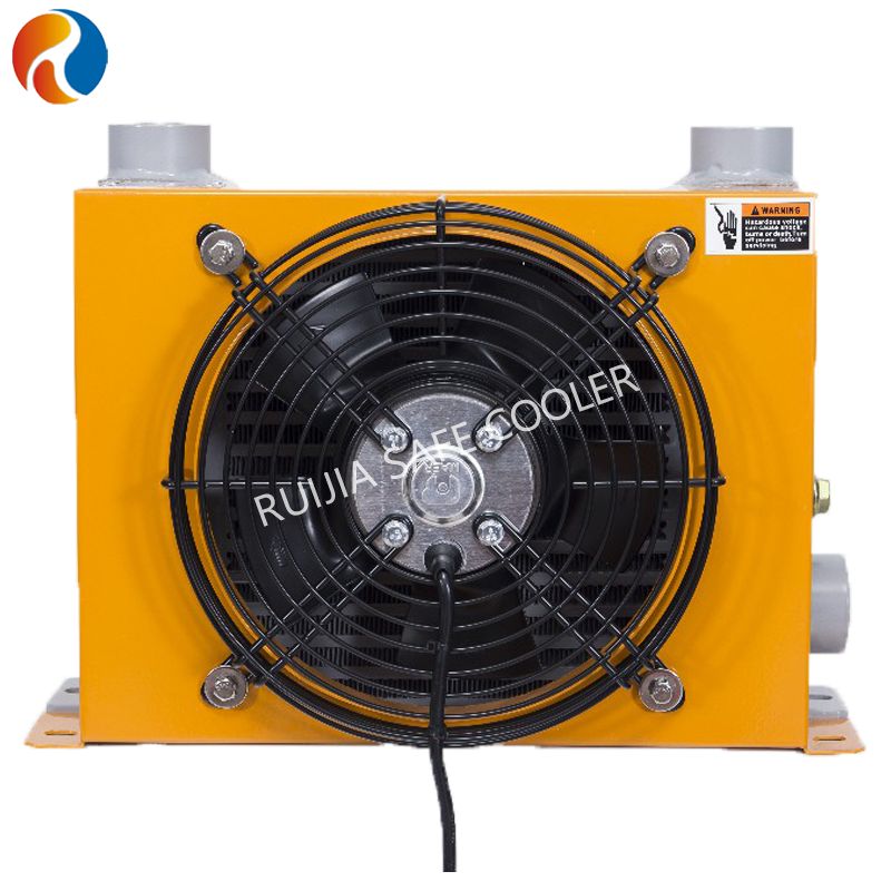 移動(dòng)機(jī)械<font color='red'>液壓油冷卻器</font>選型