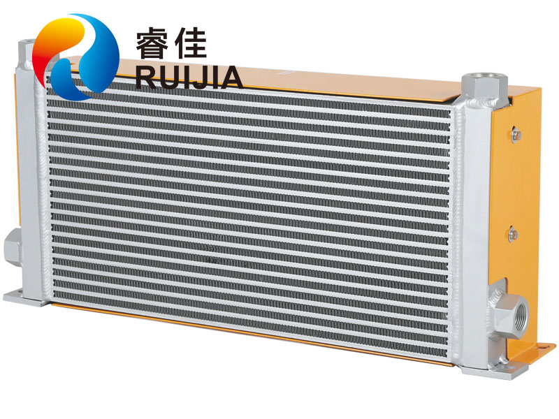 怎樣選購板翅式風(fēng)冷卻器？