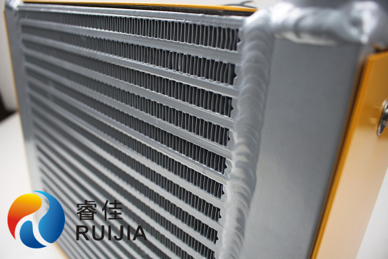 液壓<font color='red'>風冷散熱器</font>冷卻效果下降原因分析